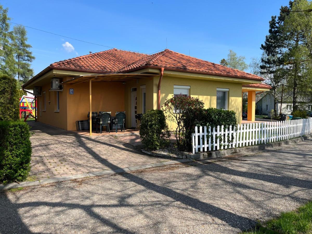 Villa Gracia Патинце Экстерьер фото