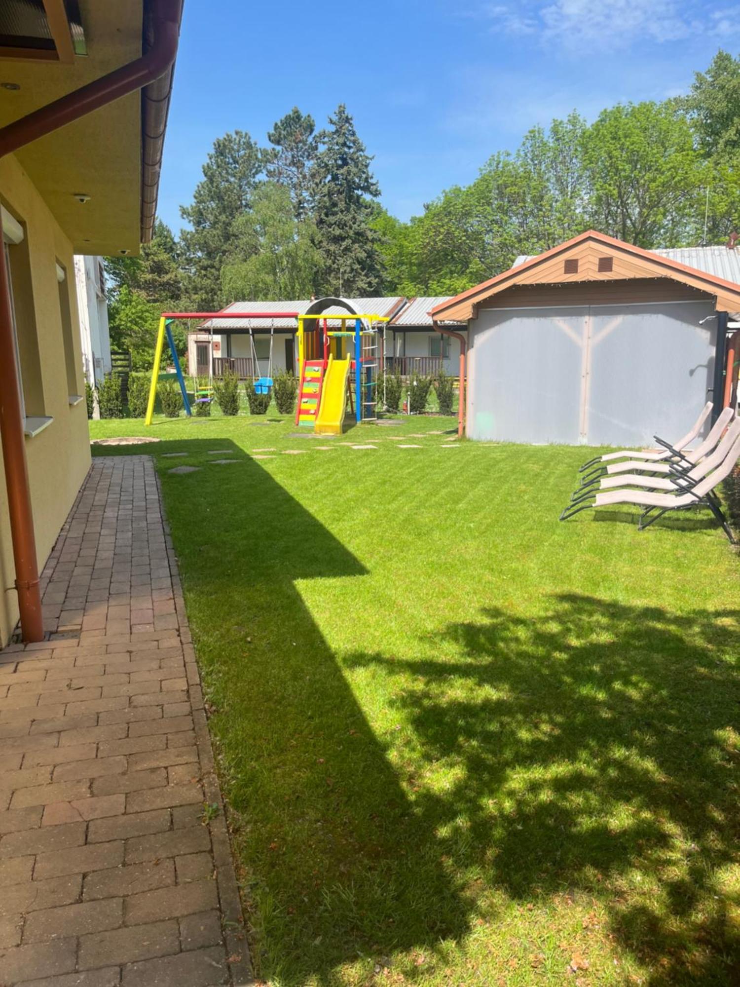 Villa Gracia Патинце Экстерьер фото