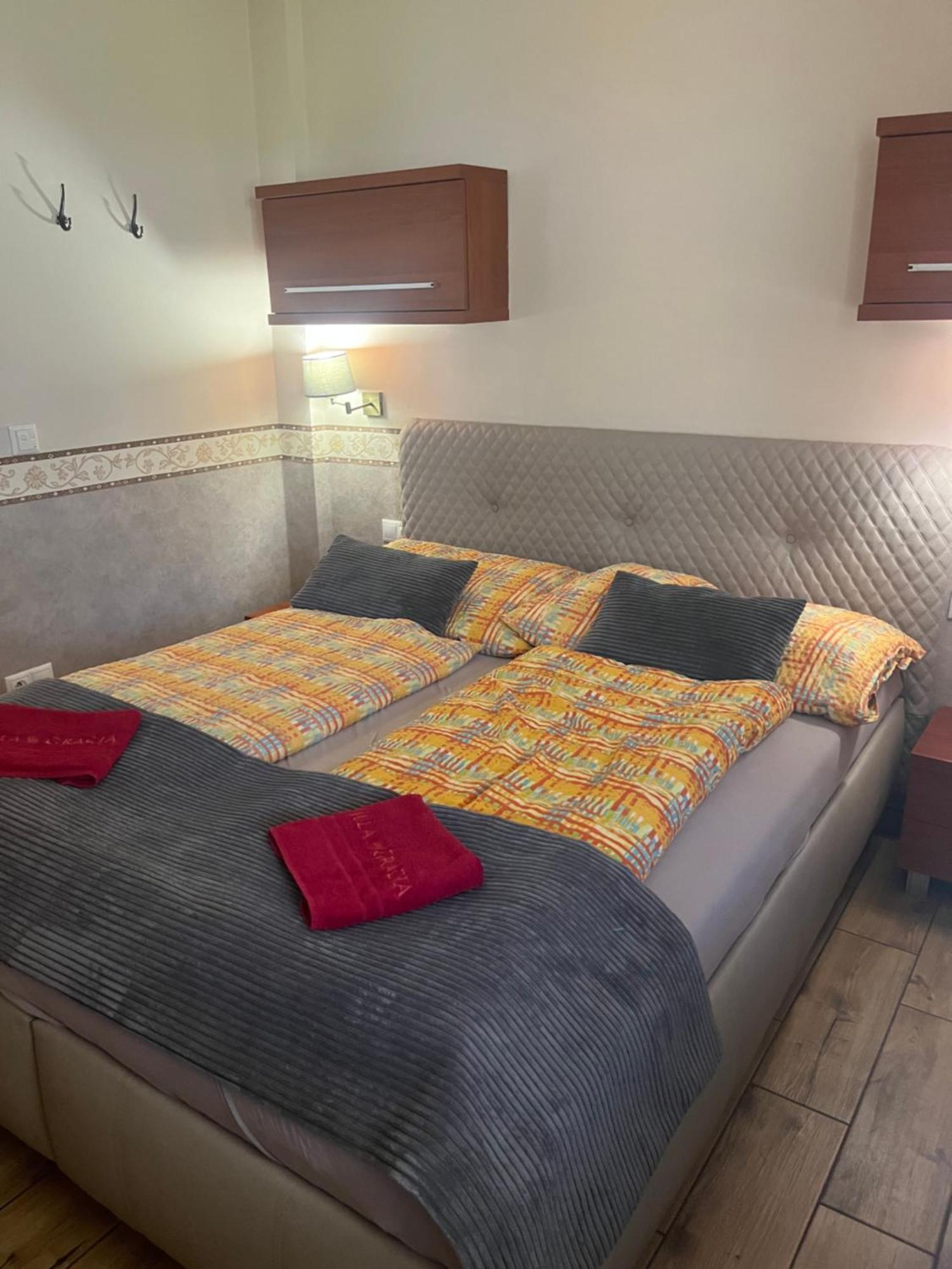 Villa Gracia Патинце Экстерьер фото