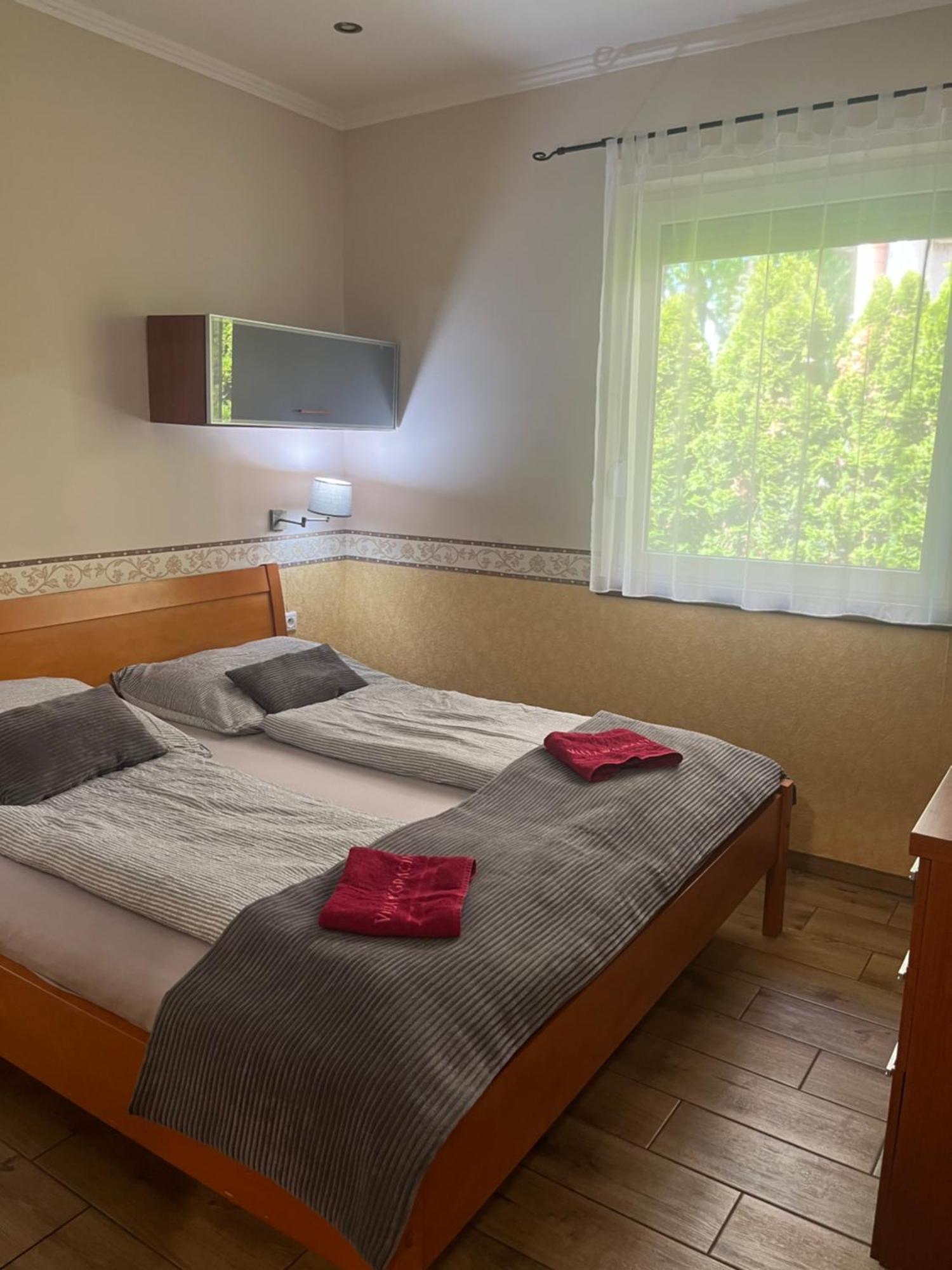 Villa Gracia Патинце Экстерьер фото