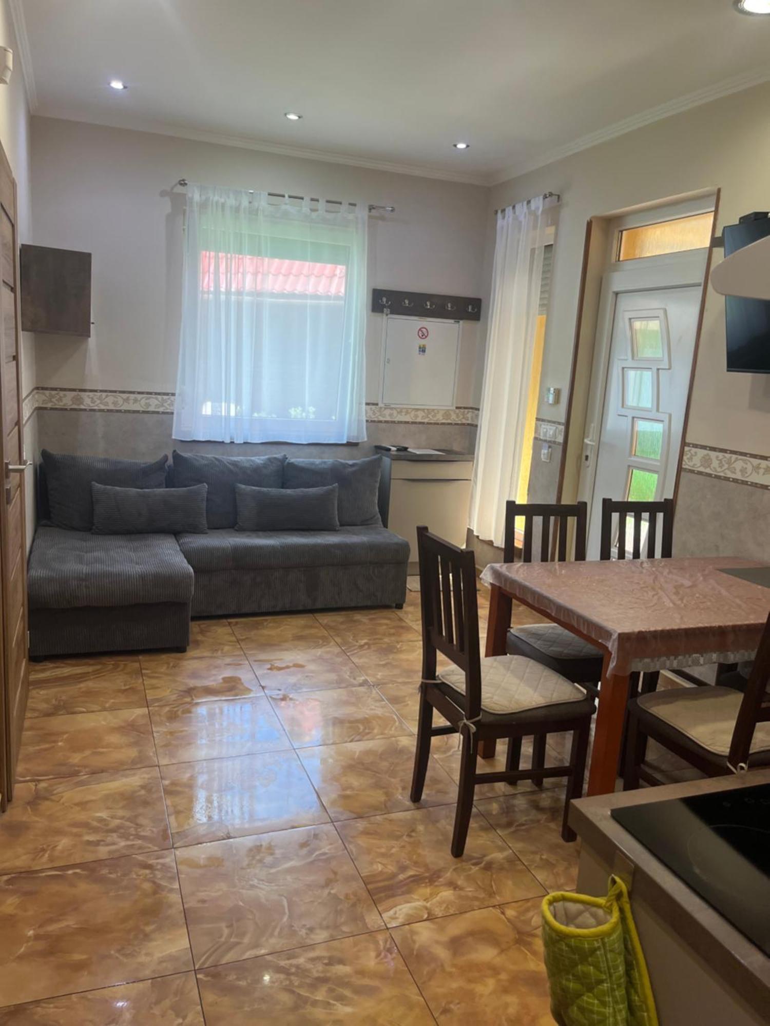 Villa Gracia Патинце Экстерьер фото